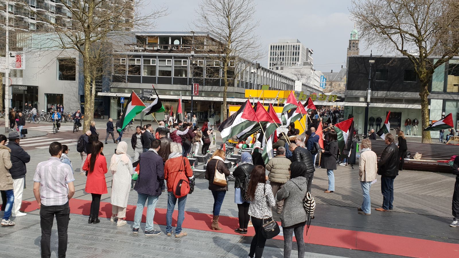 وقفة في روتردام تضامنًا مع #مسيرة العودة الكبرى