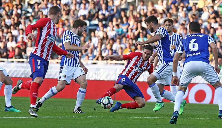 الدوري الإسباني .. ريال سوسييداد يهزم أتلتيكو مدريد بثلاثية
