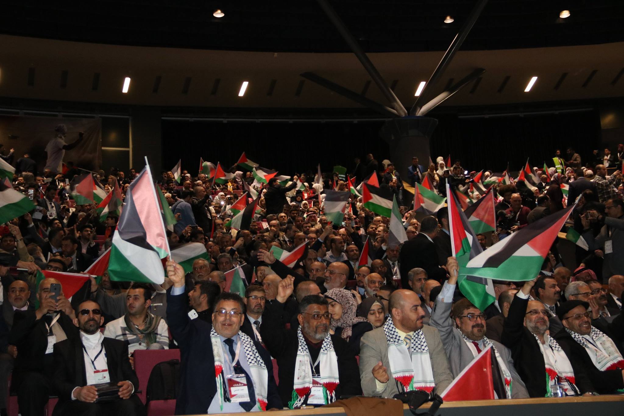 المؤتمر الشعبي لفلسطينيي الخارج يدعو لعدم حضور المجلس الوطني