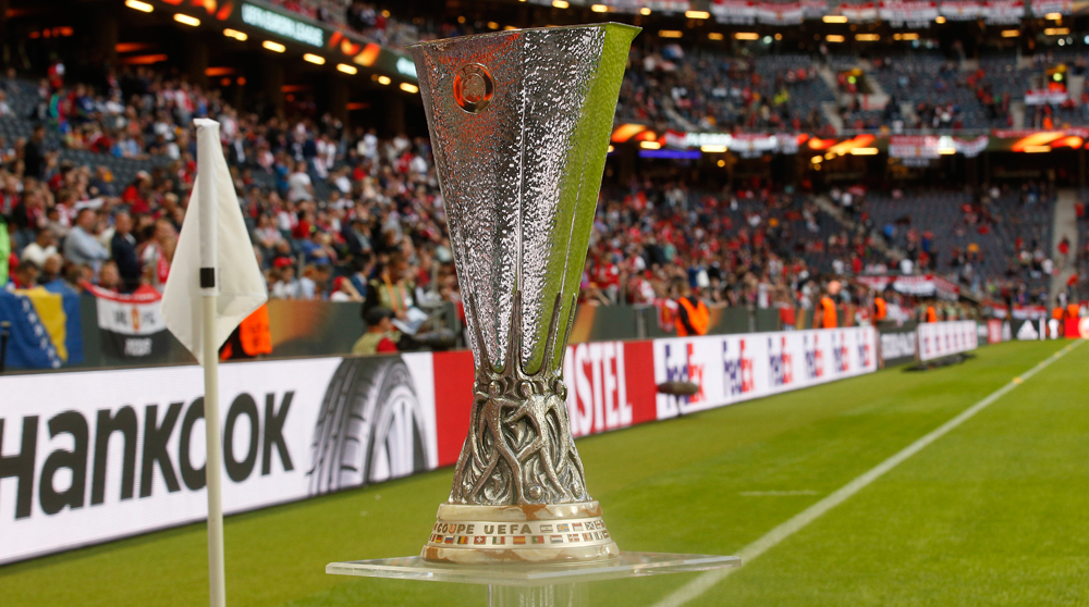 استعادة كأس مسابقة الدوري الأوروبي بعد سرقته