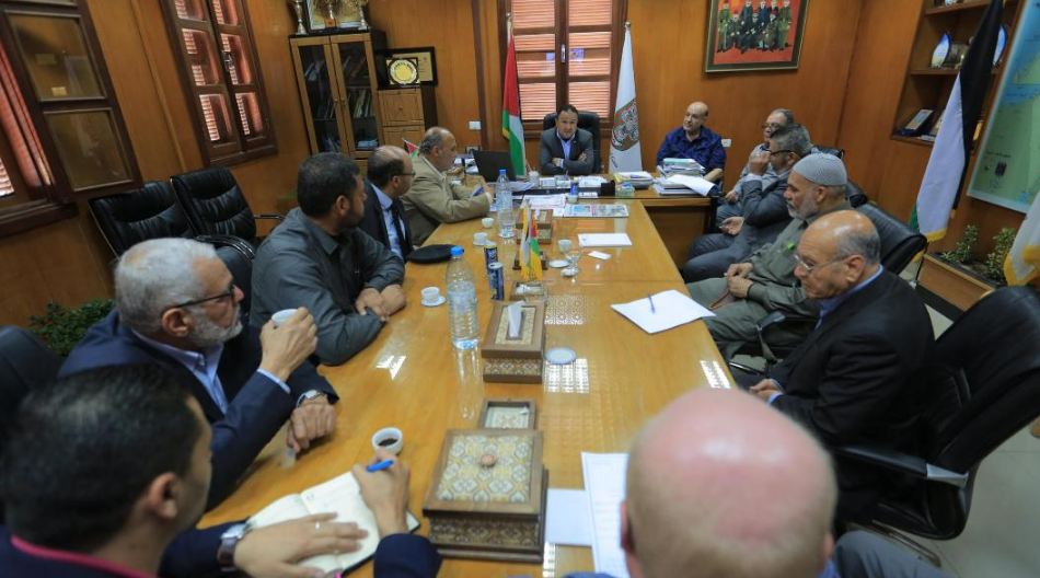 رئيس بلدية غزة يبحث مع لجنة الشيخ رضوان مشاكل الحي