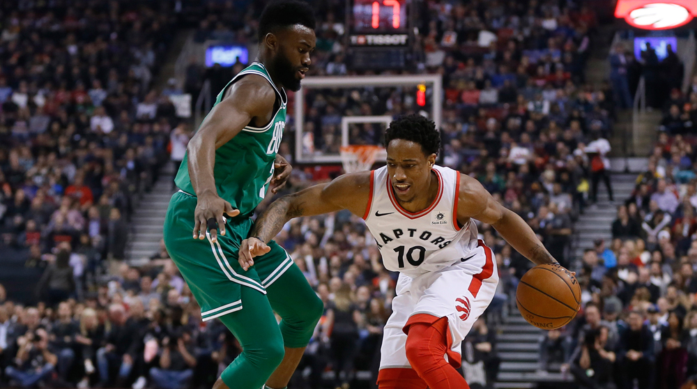 NBA .. تورونتو يُسقط بوسطن في قمة المنطقة الشرقية