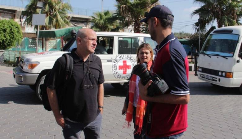 الصليب الأحمر: الوصول لمشافي غزة بات معقدًا