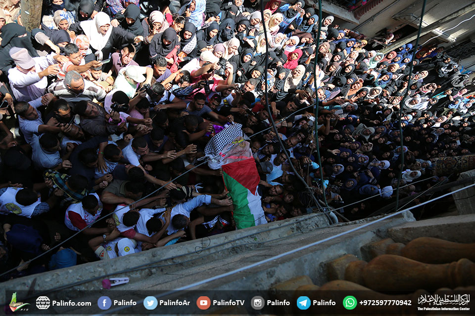 زملاء رزان: مستمرون بإسعاف الجرحى ولن ترهبنا إسرائيل
