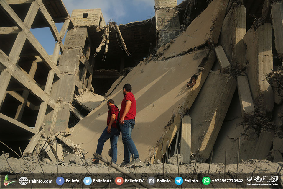 دمار محيط منطقة الكتيبة بغزة بفعل القصف الإسرائيلي