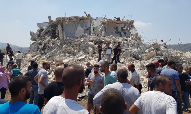 الاحتلال يهدم منزلا فلسطينيا في النقب