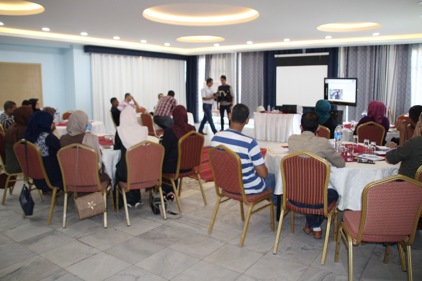 انطلاق دورة حول السلامة المهنية للصحفيين بغزة