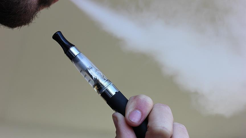السجائر الإلكترونية تزيد خطر الإصابة بسرطان الفم