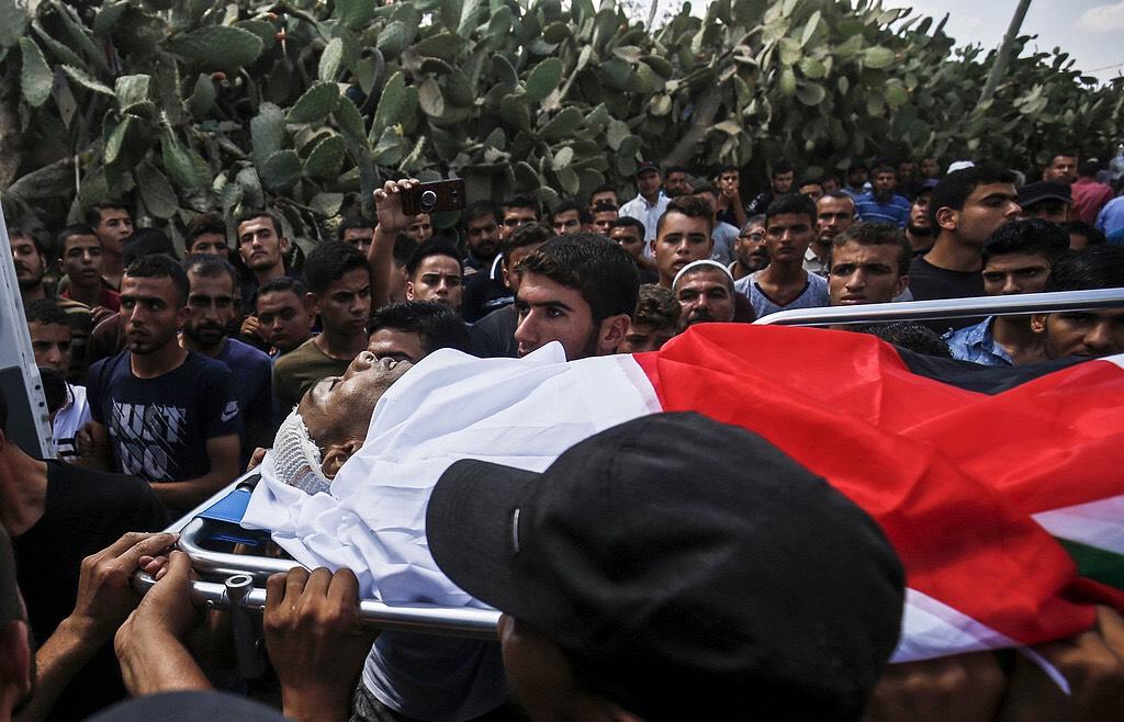 رفح تشيع جثمان فلسطيني استشهد برصاص جيش الاحتلال