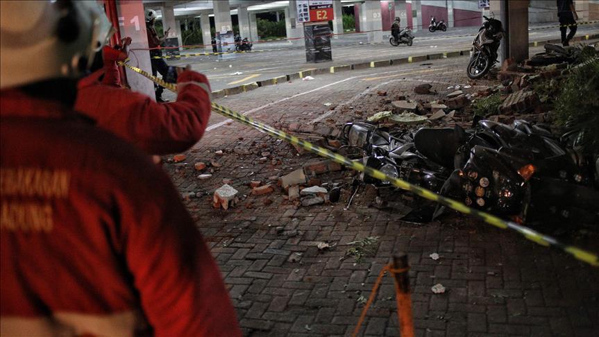 زلزال بقوة 6.9 درجات يضرب منطقة قرب جزيرة لومبوك الإندونيسية