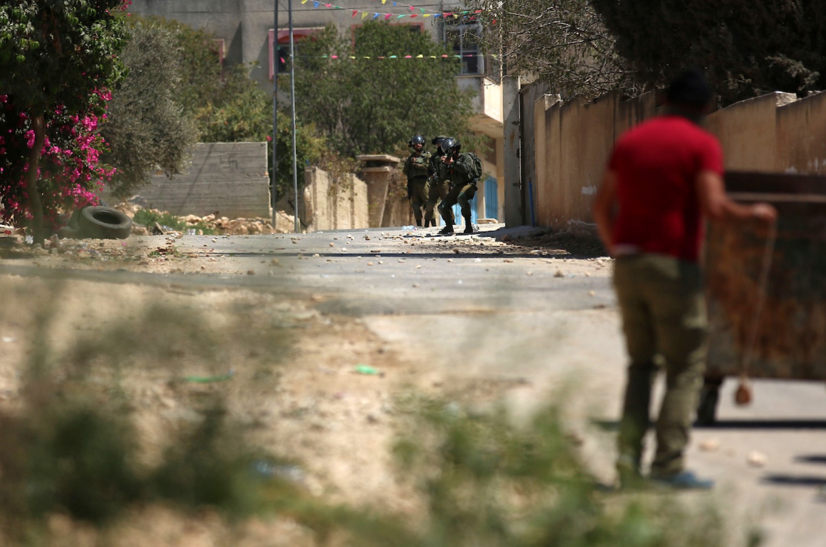 إصابتان بقمع الاحتلال مسيرة كفر قدوم في قلقيلية
