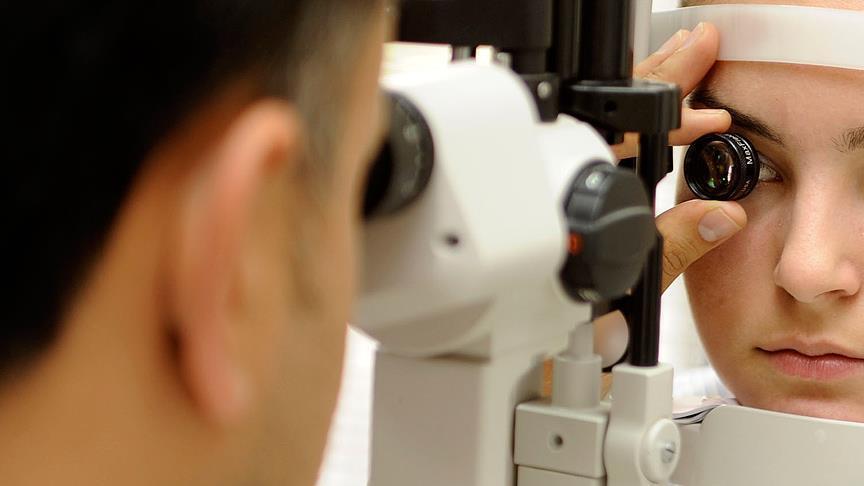 فحص العين قد يتنبأ بالزهايمر قبل سنوات من ظهور أعراضه