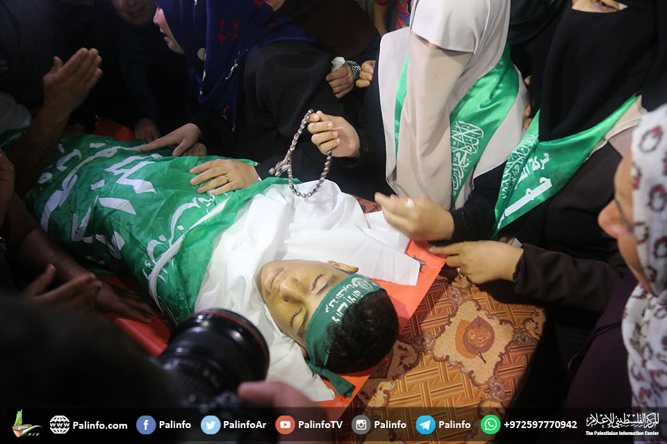 جنازة الشهيد الطفل معاذ الصوري من النصيرات
