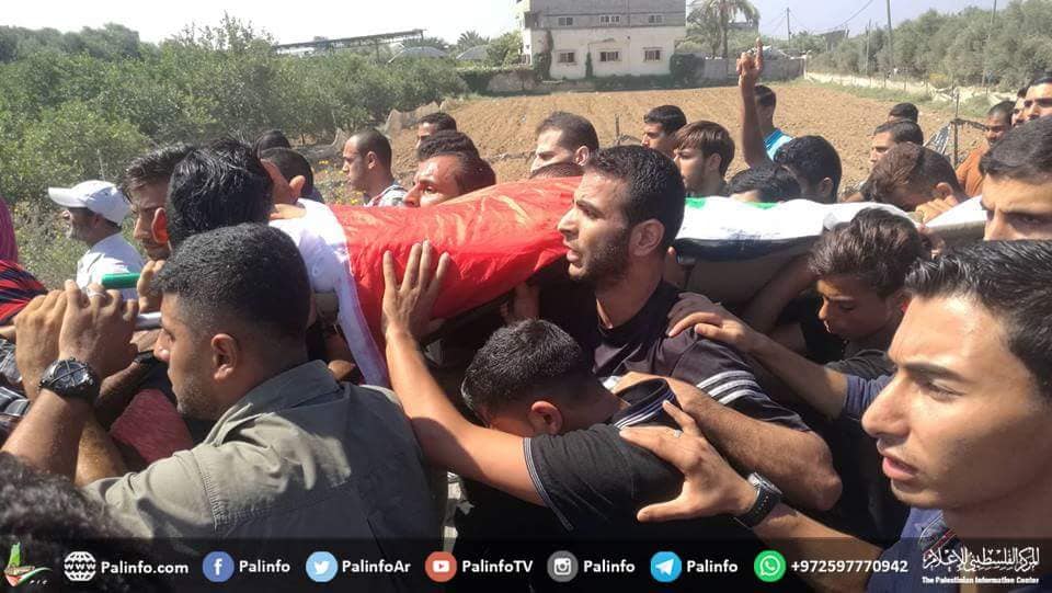 الآلاف يشيعون الشهيد عماد اشتيوي في غزة