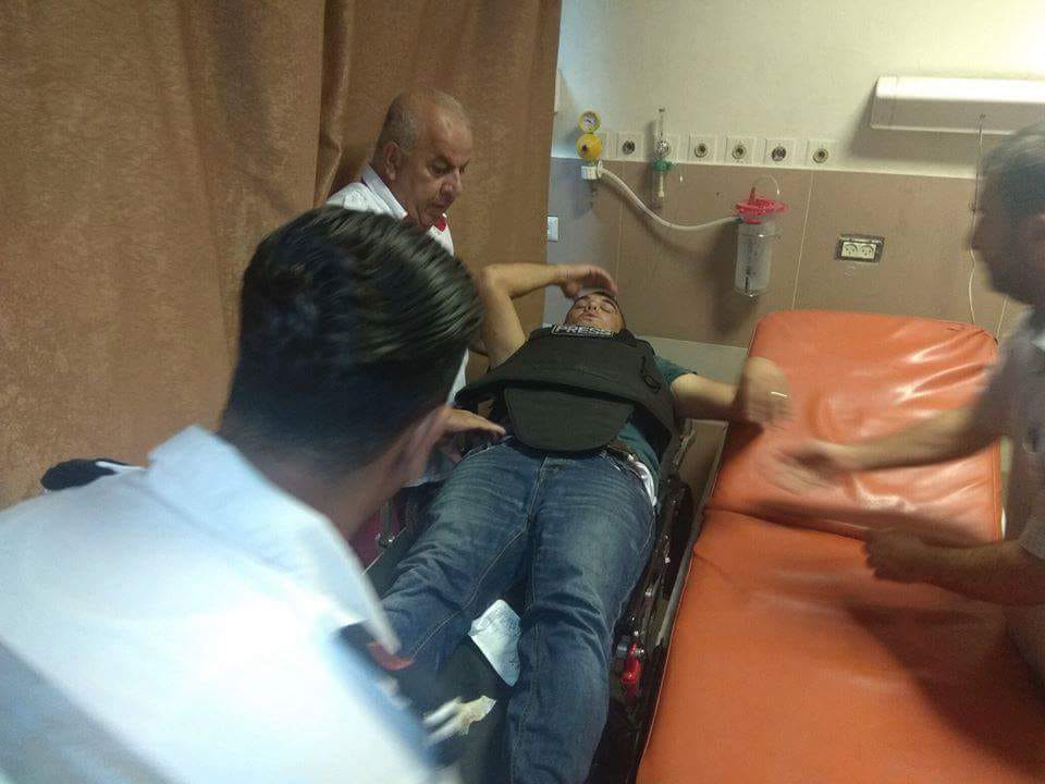 إصابة صحفيين برصاص الاحتلال غرب رام الله