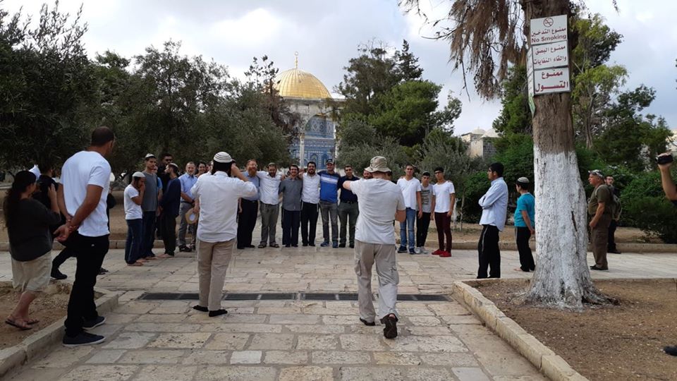 57 إسرائيليًّا يقتحمون المسجد الأقصى