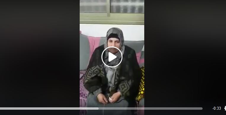 والدة المعتقل السياسي عبد الرحمن شاهين وزوجته تضربان عن الطعام