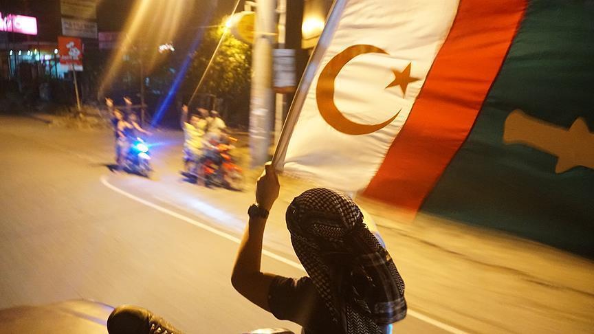 مسلمو مورو يحتفلون ابتهاجا بنتائج استفتاء الحكم الذاتي