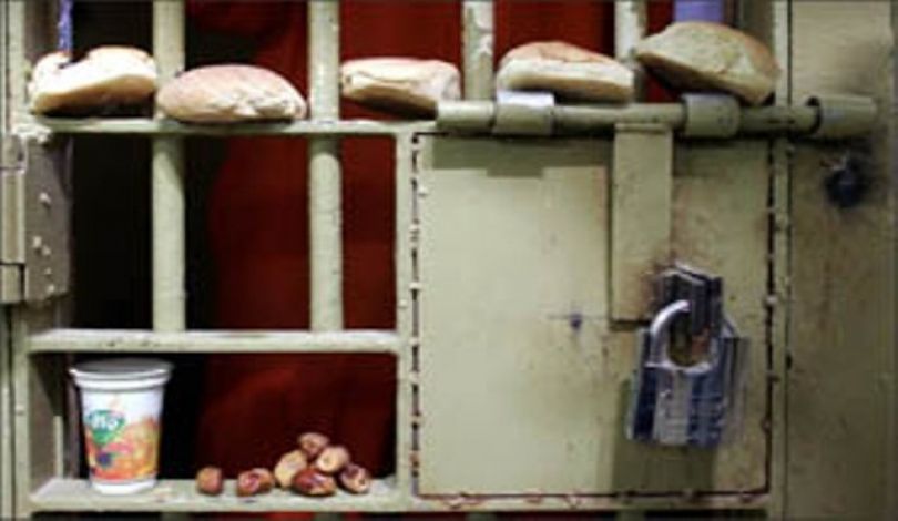 محمد أبو العسل يعلن إضرابه عن الطعام رفضًا لاعتقاله إداريًّا