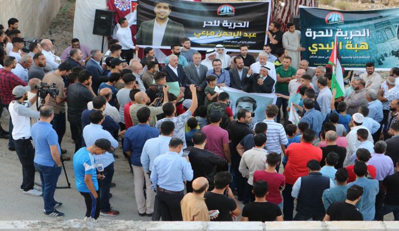 وقفة بالأردن تطالب بالإفراج عن الأسير مرعي في سجون الاحتلال