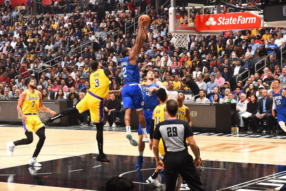 الدوري الأميركي للمحترفين: كليبيرز يطيح بليكرز في أولى مواجهات NBA