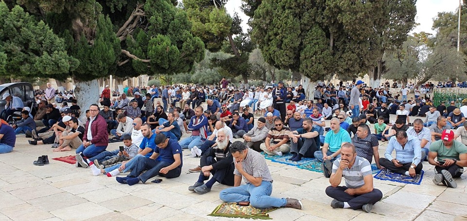 أردان يطالب بمنع الصلاة بالقدس ومدير الأقصى يستنكر
