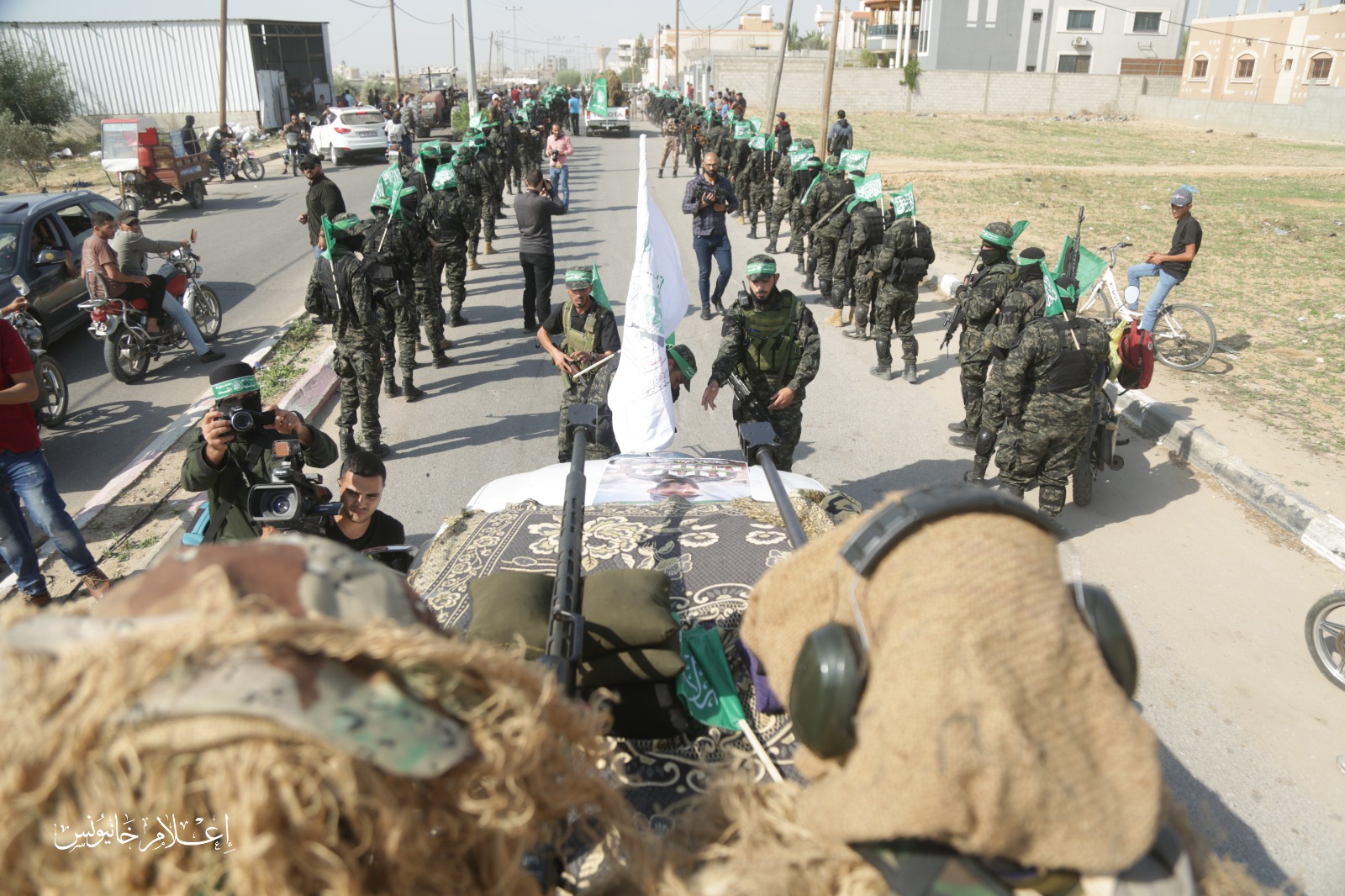 حماس: يدُ المقاومة على الزّناد وسيفها مُشرعًا دفاعًا عن شعبنا ومقدساته