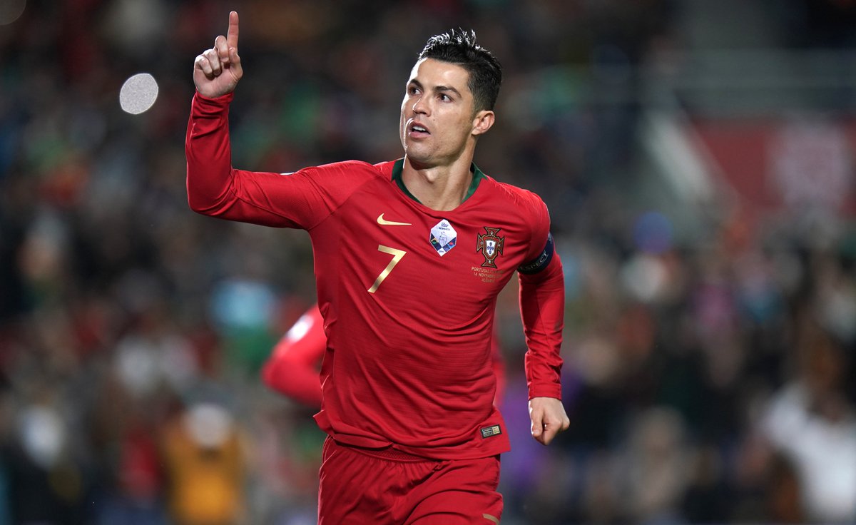 تصفيات كأس أوروبا 2020: البرتغال تحافظ على آمالها بفضل ثلاثية لرونالدو