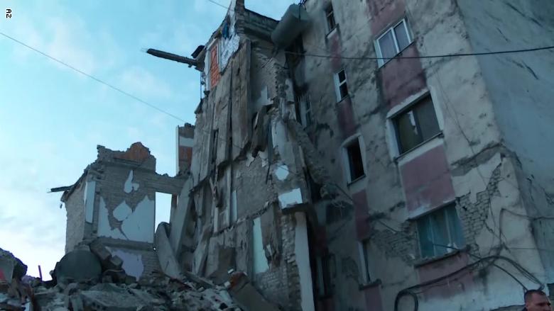 ارتفاع حصيلة ضحايا زلزال ألبانيا إلى 40 قتيلا