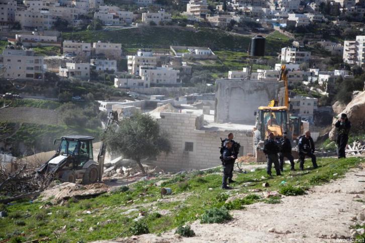 قرار إسرائيلي بإخلاء بناية عائلة الرجبي بحي بطن الهوى في سلوان
