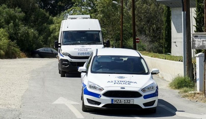 ضبط حافلة تجسس لإسرائيلي واعتقال 3 مشتبهين في قبرص