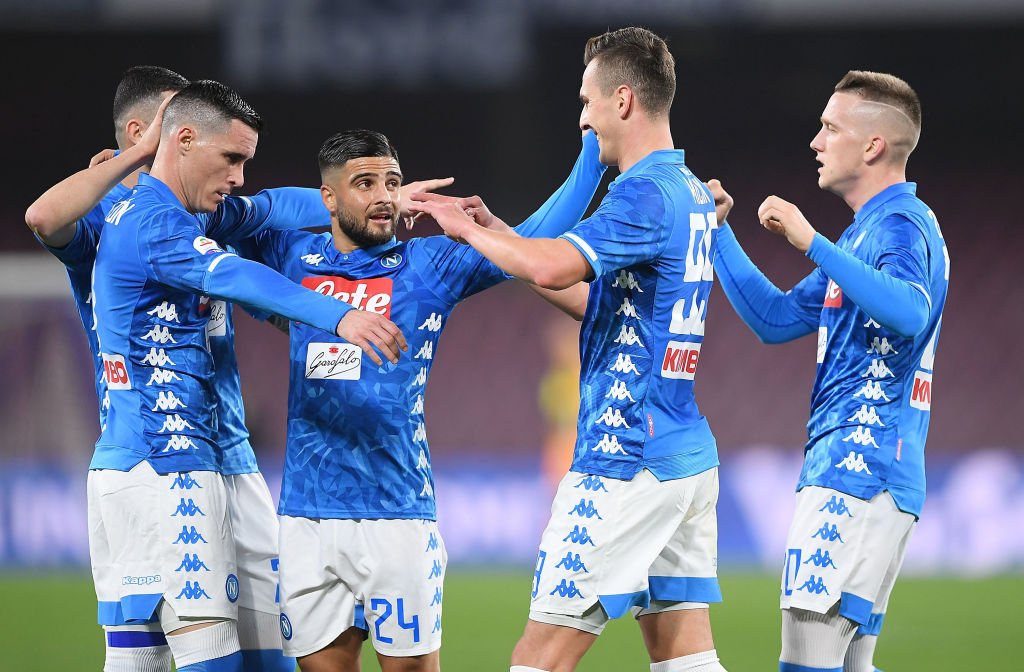نابولي يهزم سامبدوريا بثلاثية في الدوري الإيطالي