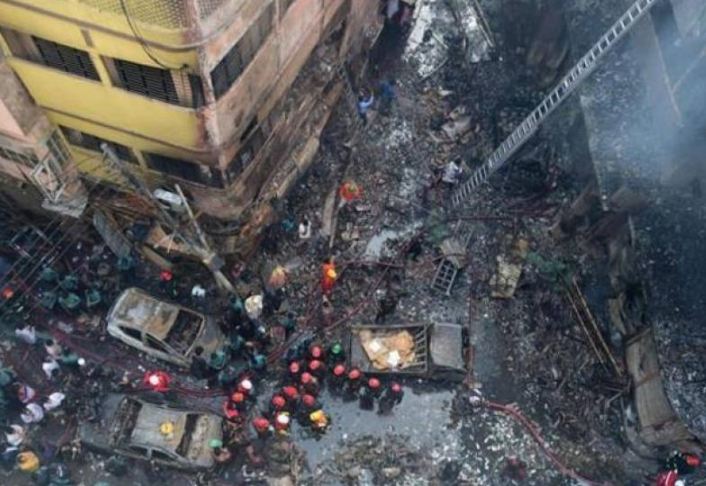 مصرع 69 شخصا بحريق ببنغلاديش