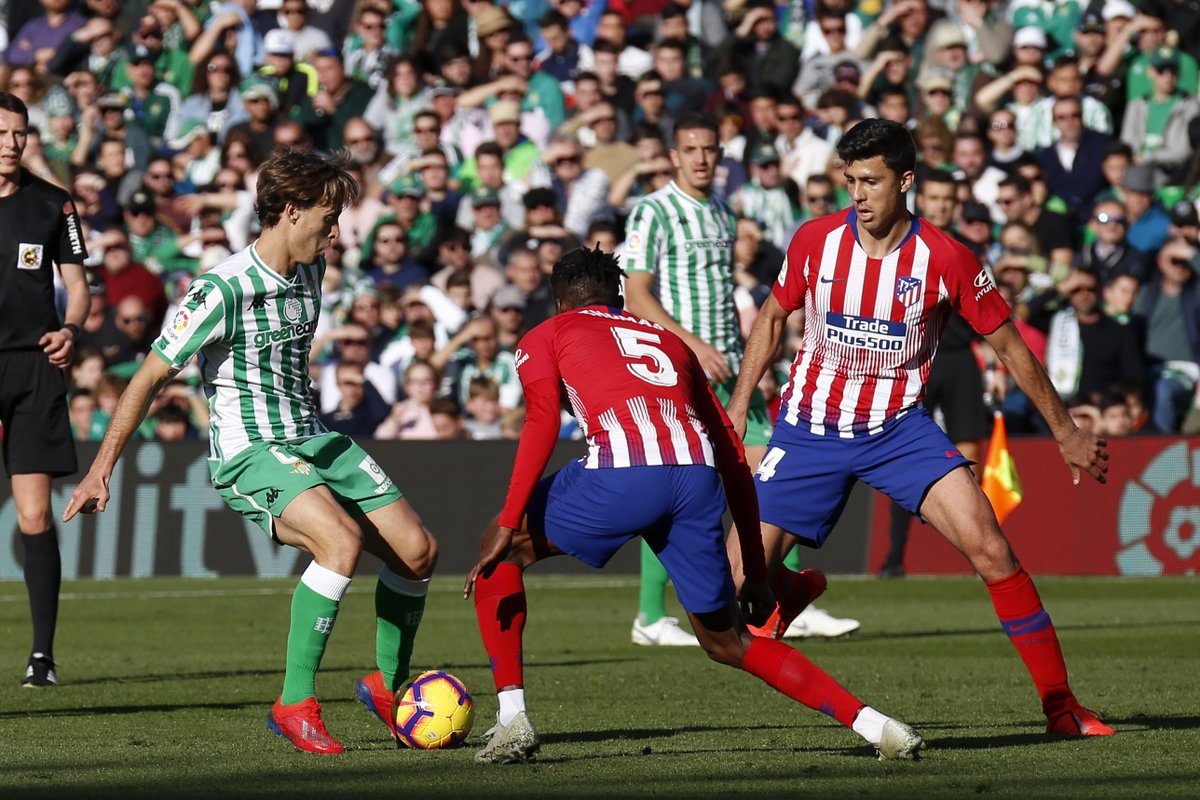 أتلتيكو مدريد يسقط في فخ ريال بيتيس