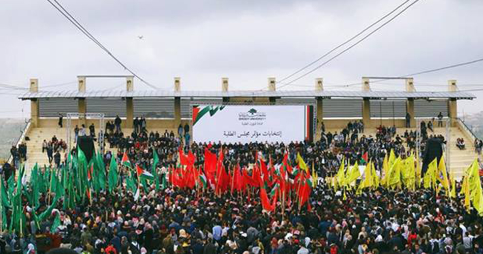 حماس تبارك العرس الديمقراطي في بيرزيت وتهنئ الكتلة على إنجازها