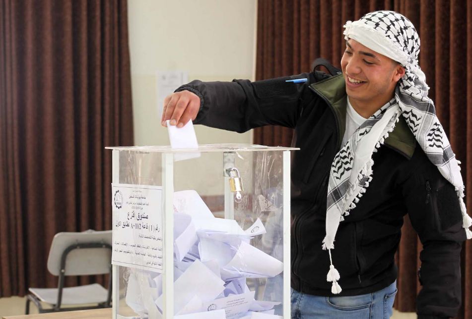 مشاركة ضعيفة في انتخابات بوليتكنيك فلسطين