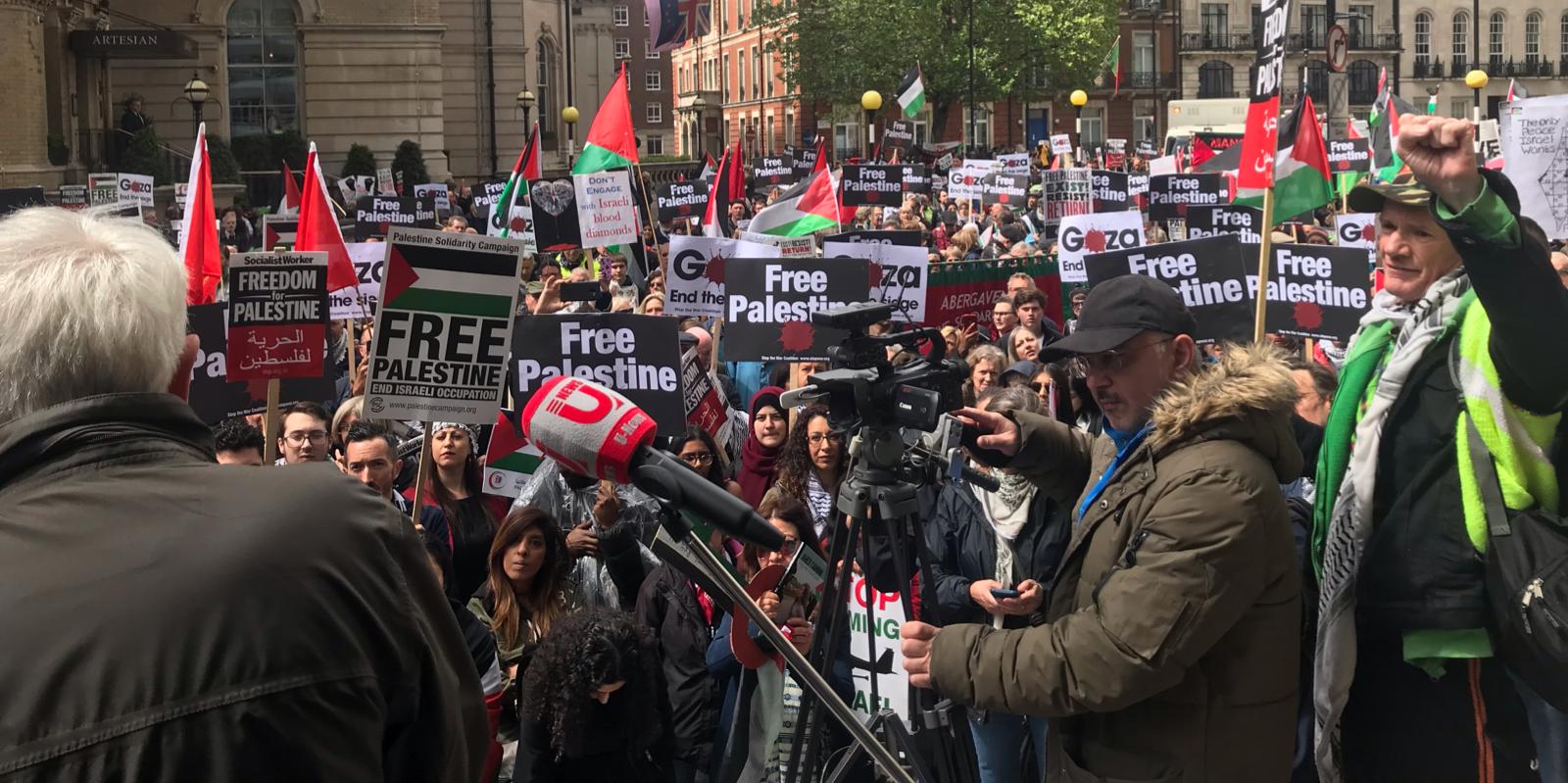 مظاهرة حاشدة ببريطانيا للمطالبة بتحقيق العدالة لفلسطين