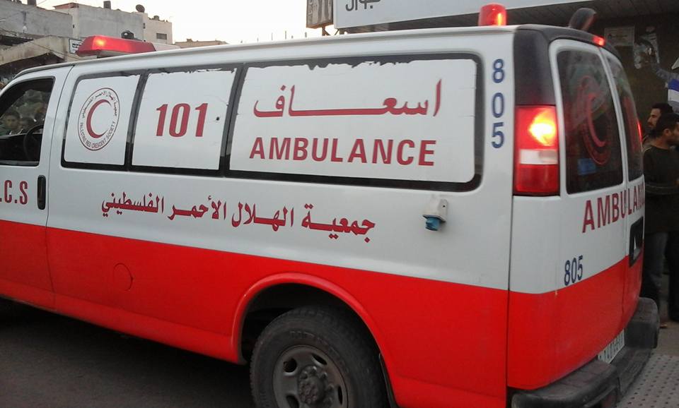 احتجاجات ضباط إسعاف الهلال الأحمر بجنين تشوش عمل الطوارئ