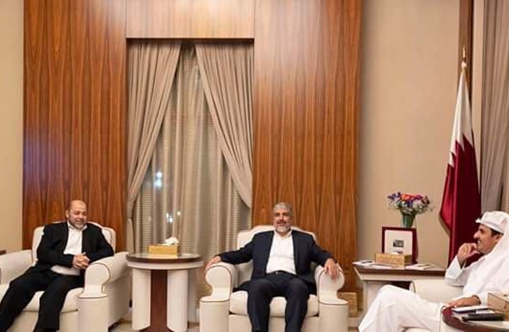 أمير قطر يلتقي مشعل وقيادات حماس في الدوحة