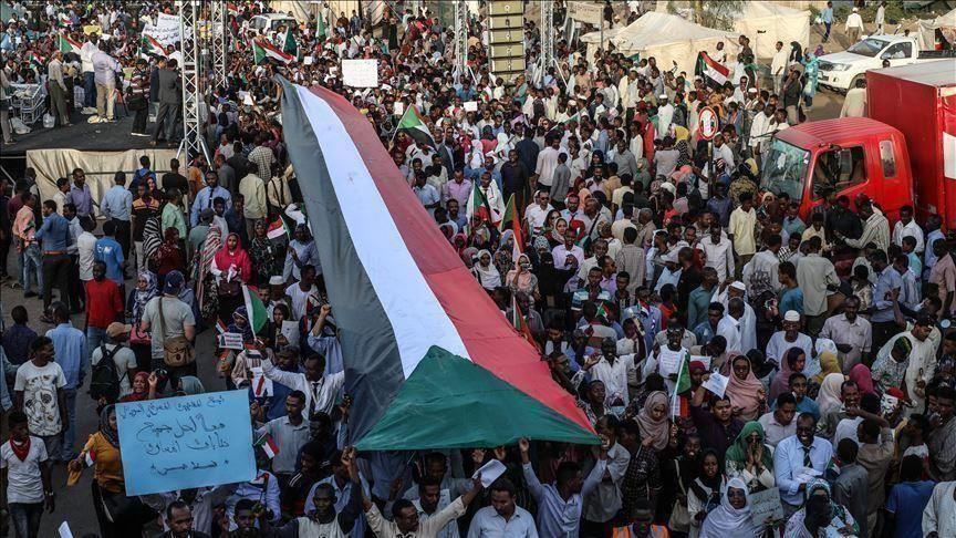 الصحة السودانية: 7 قتلى و181 مصابًا خلال تظاهرات الأحد