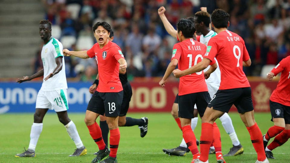 كوريا الجنوبية تتجاوز السنغال بركلات الترجيح وتبلغ نصف النهائي