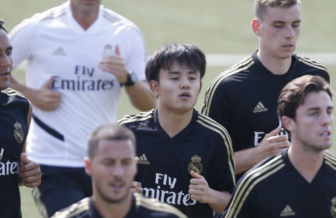 ريال مدريد يتعاقد مع شقيق نجمه الياباني كوبو