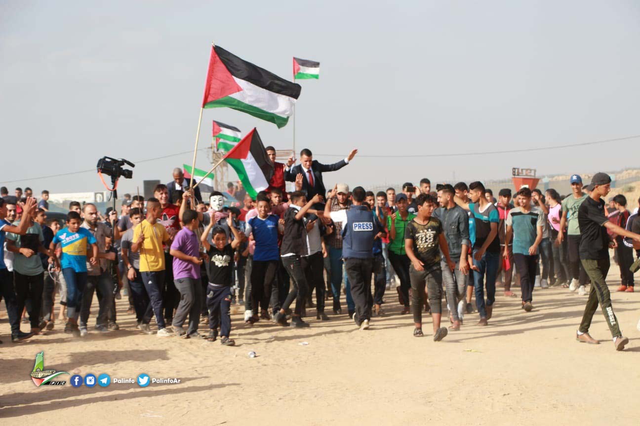 56 إصابة في قمع الاحتلال مسيرات قطاع غزة