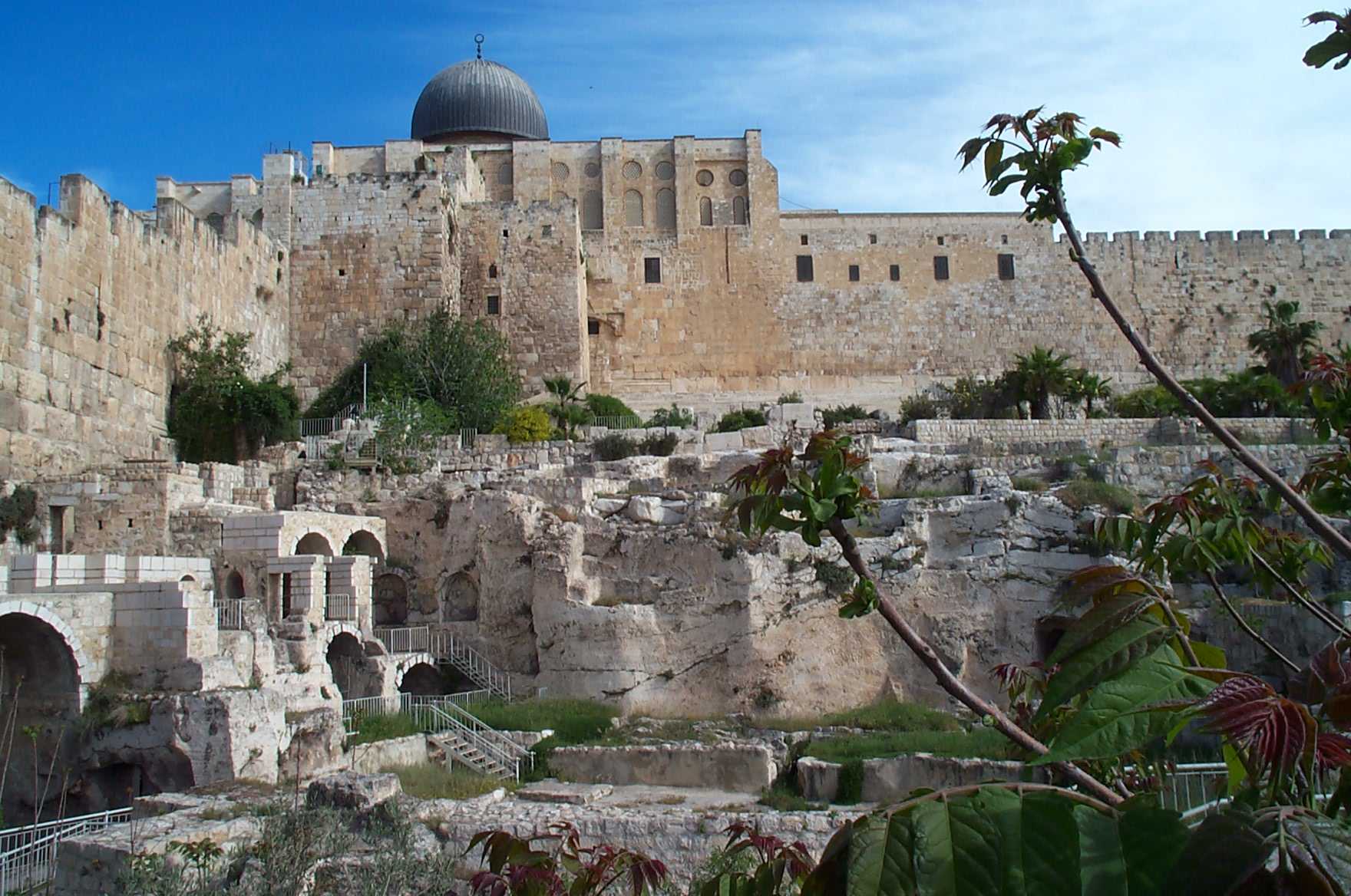 تحذير من ربط أوقاف القدس أجندتها برزنامة إسرائيل
