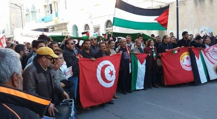 مؤتمر المعلم العربي بتونس يطالب بالتصدي لأشكال التطبيع كافة