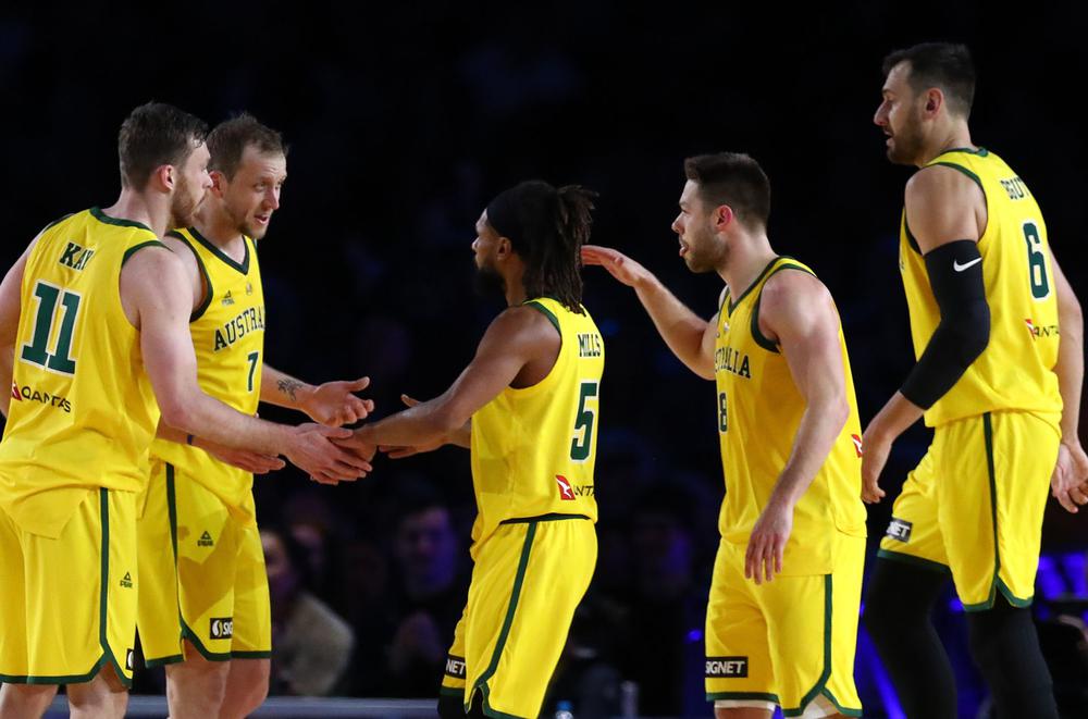 أستراليا تلحق أول هزيمة بأميريكا في كرة السلة خلال 13 عامًا