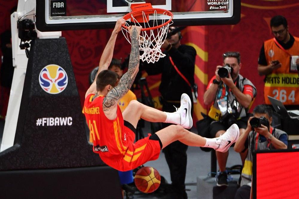إسبانيا تتوج بلقب كأس العالم لكرة السلة