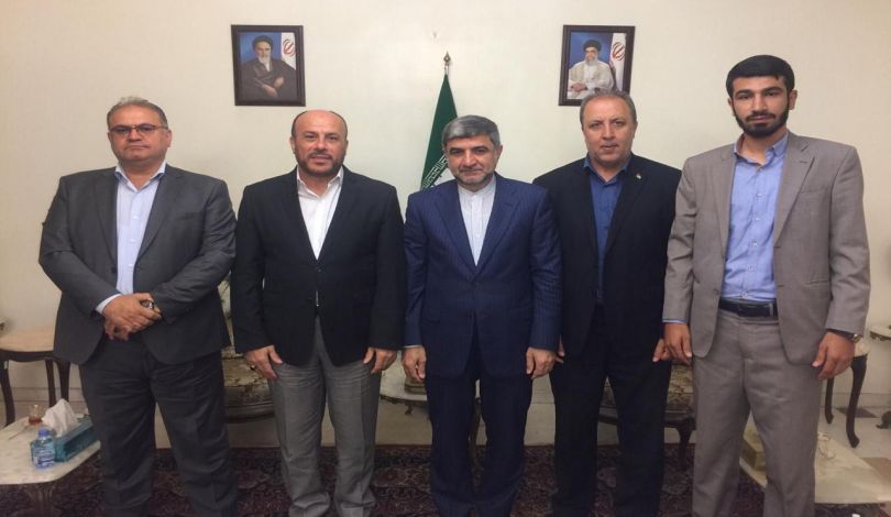 وفد من حماس يلتقي السفير الإيراني في لبنان