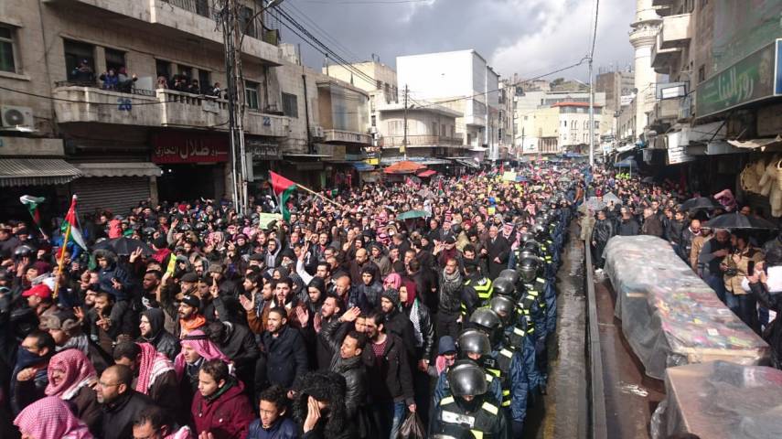 مسيرات حاشدة بالأردن رفضا لصفقة ترمب