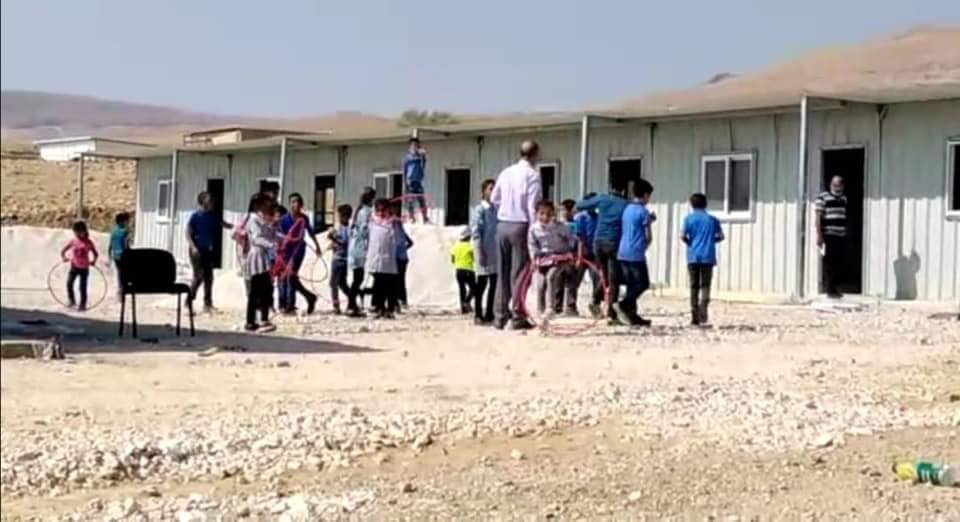 الاحتلال يحتجز عشرات الطلبة ومعلمين جنوب نابلس